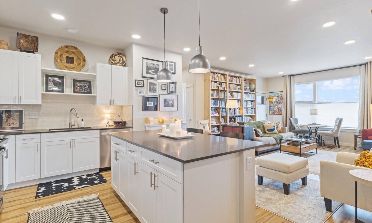 Livingston Condo | Montana Mountain Retreat