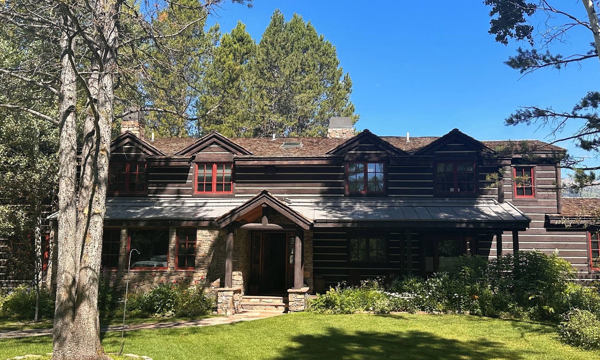 Moose Wilson Road House | Moose Haven Home, Aspens/Wilson Elegant 5-bedroom, Near Teton Village Jackson WY