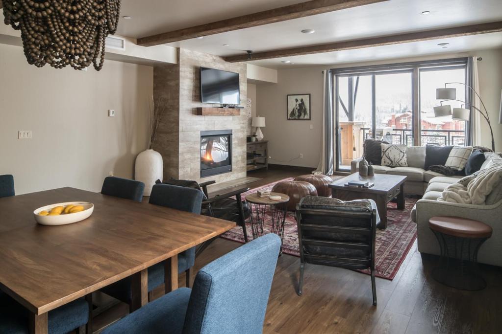 Big Sky House | Mountain Lake Condo | Unit 401B