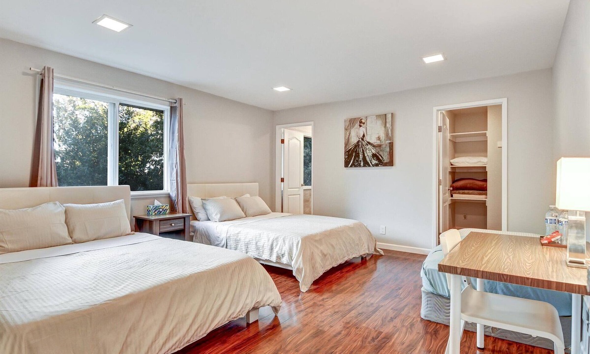 Millbrae House | Near SFO Premium Neighborhood Free Parking Private
