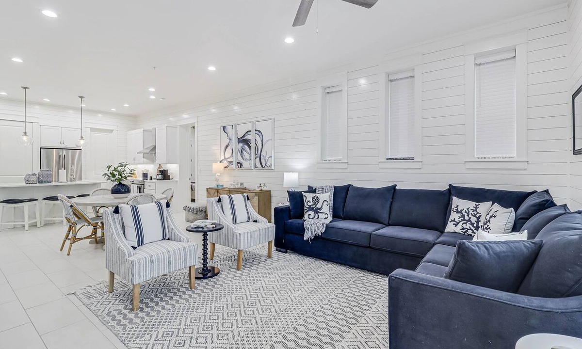 Cinnamon Shore Condo | New Blue-&-White Condo@Cinnamon Shore North w/Resort-Like Amenity Access!