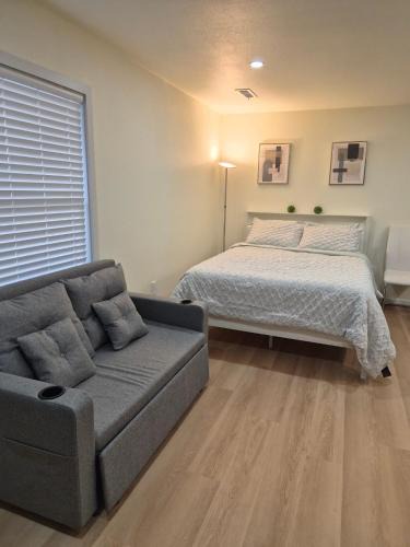 Paine Field-Lake Stickney House | New Modern Studio Near Paine field