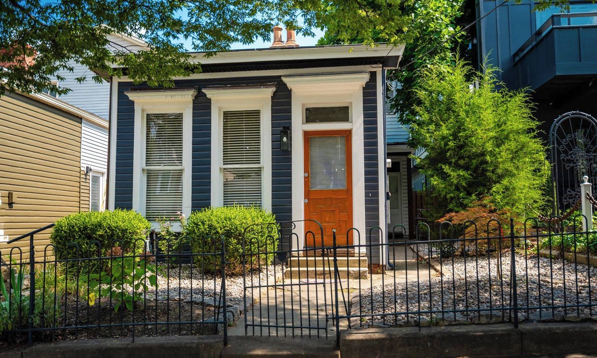 Butchertown House | New! Walkable on Restaurant row! 3bd1.5ba -Hot Tub