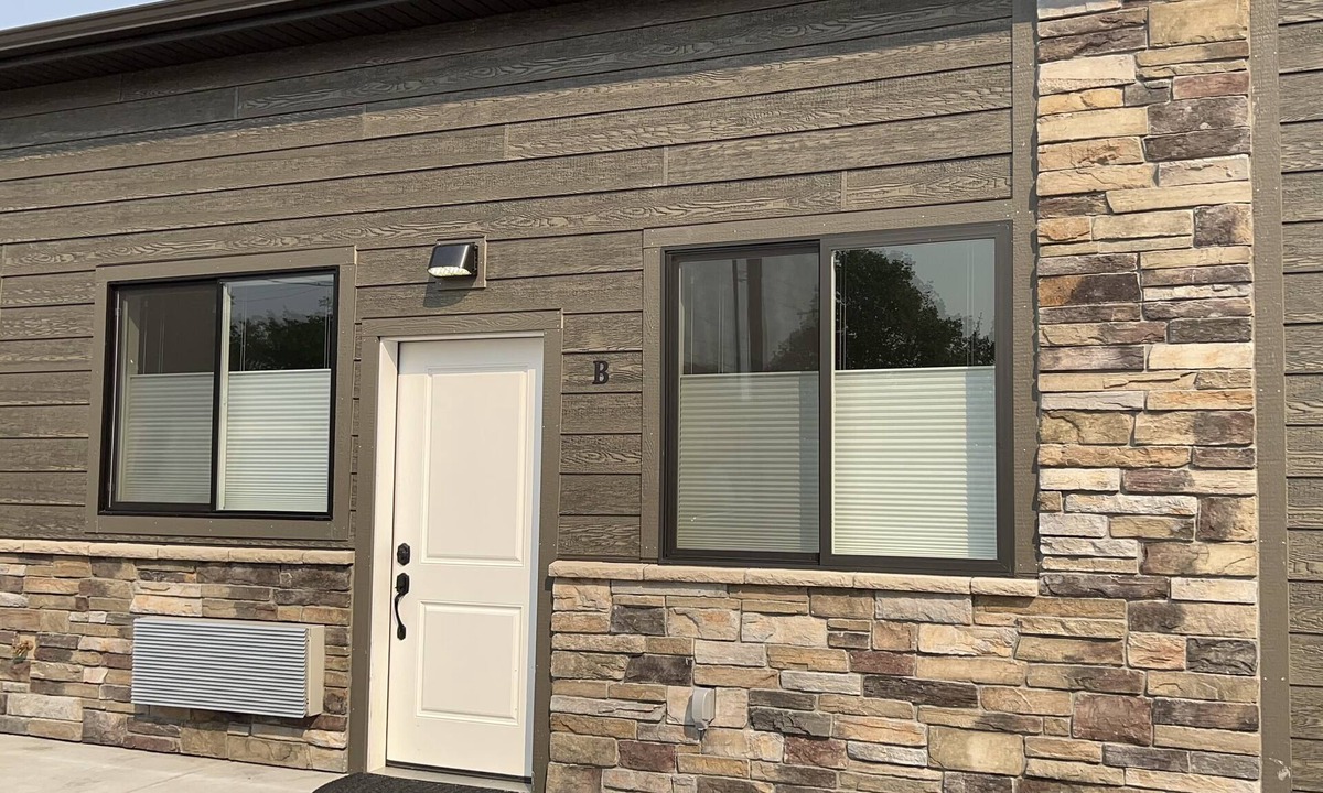 Franklin to the Fort Apartment | Newly remodeled, centrally located apartment - Unit B