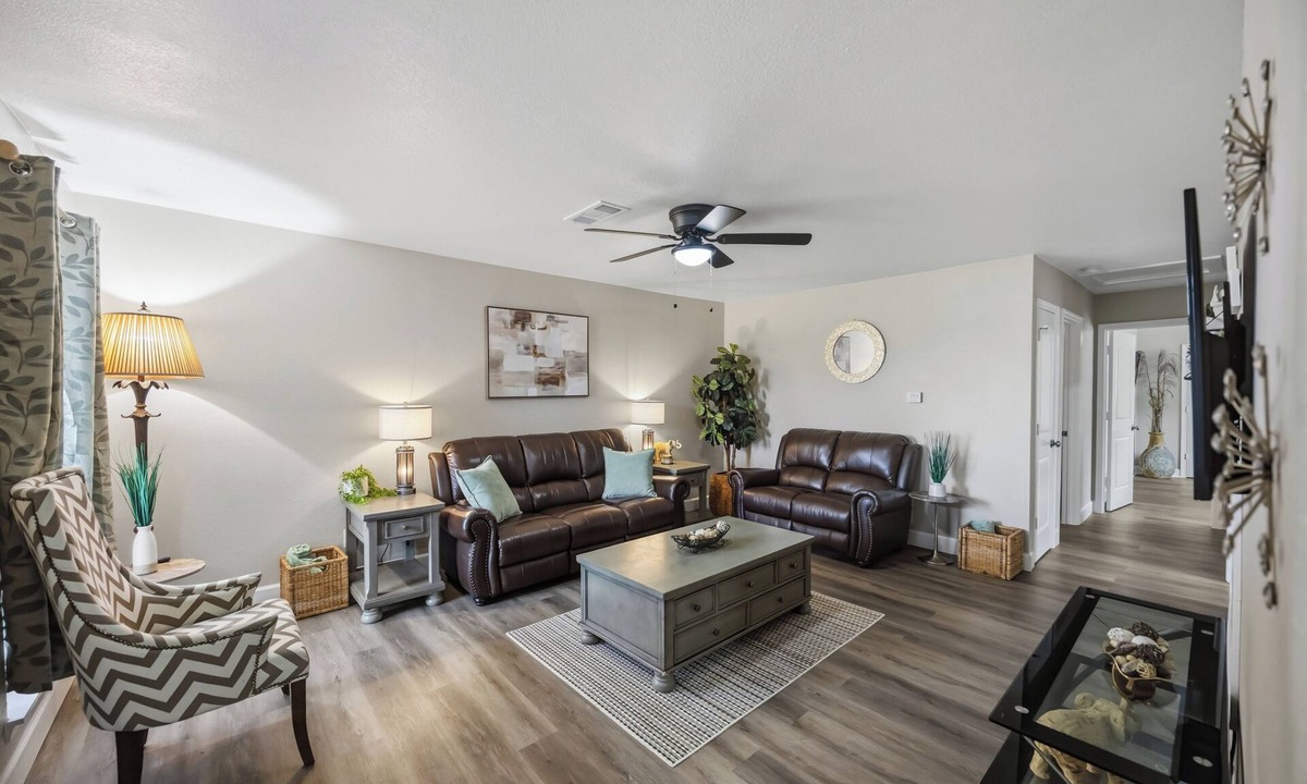 Alvin House | Newly renovated 2-bedroom 1.5 bath home