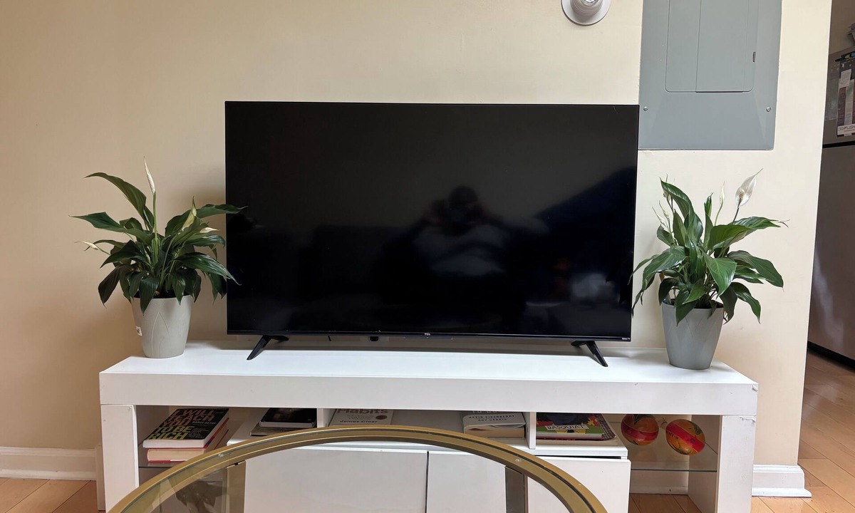Trinidad House | Newly Renovated 2BR 2BA DC Skylight Loft Near Union Market & H St Corridor!