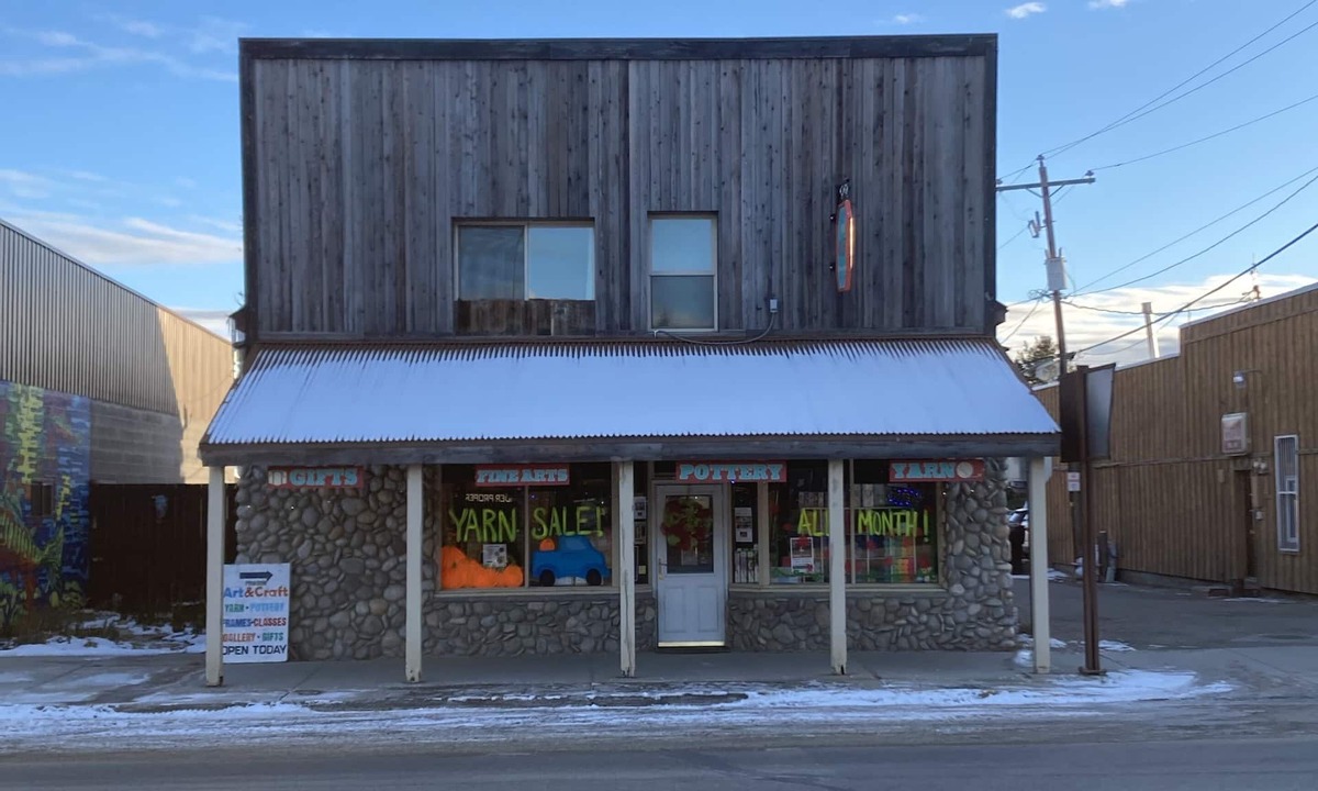 Pinedale Apartment | Newly renovated apartment in the heart of Pinedale!