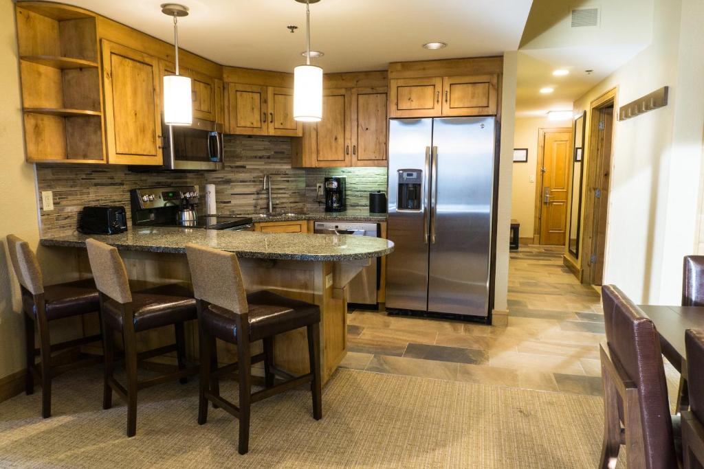 Park City Apartment | Newly updated in Canyons Village Next to Slopes