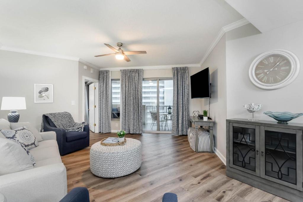 Arcadian Shores Apartment | Ocean View 3 Bedroom Unit at Royale Palms-907 condo