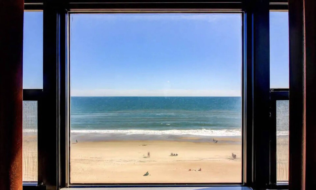 Summer Winds Beach | Indian Beach
