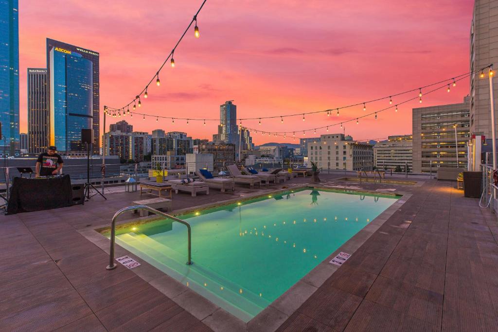 Historic Core Apartment | One Lux Stay HWH Downtown Los Angeles