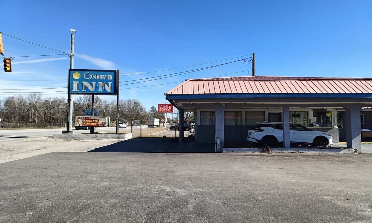Edisto Apartment | Orangeburg SC |King Bed