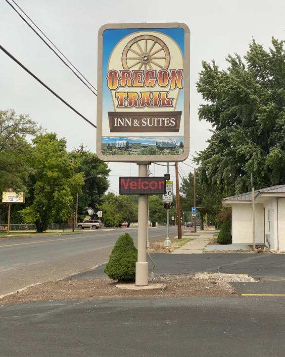 Lakeview Hotel | Oregon Trail Inn and Suites