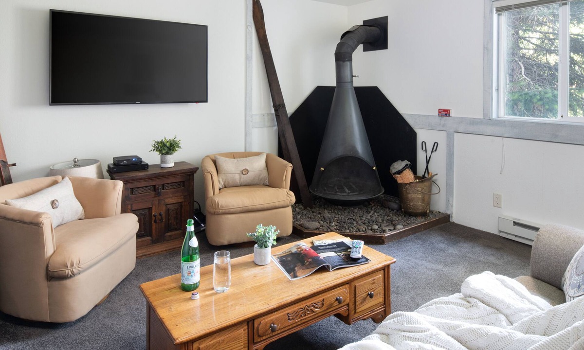 Teton Village Condo | Outpost: Gros Ventre A8 - Hot Tub Access