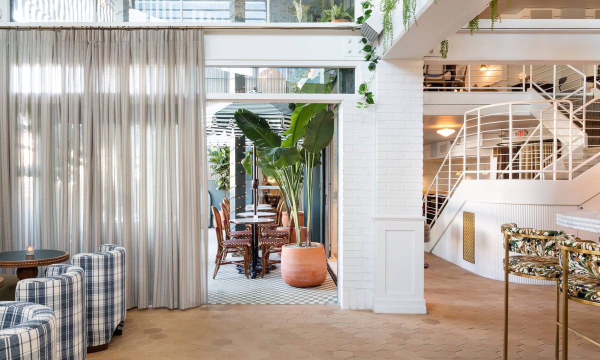 Beverly Grove Hotel | Palihouse West Hollywood at Beverly Hills