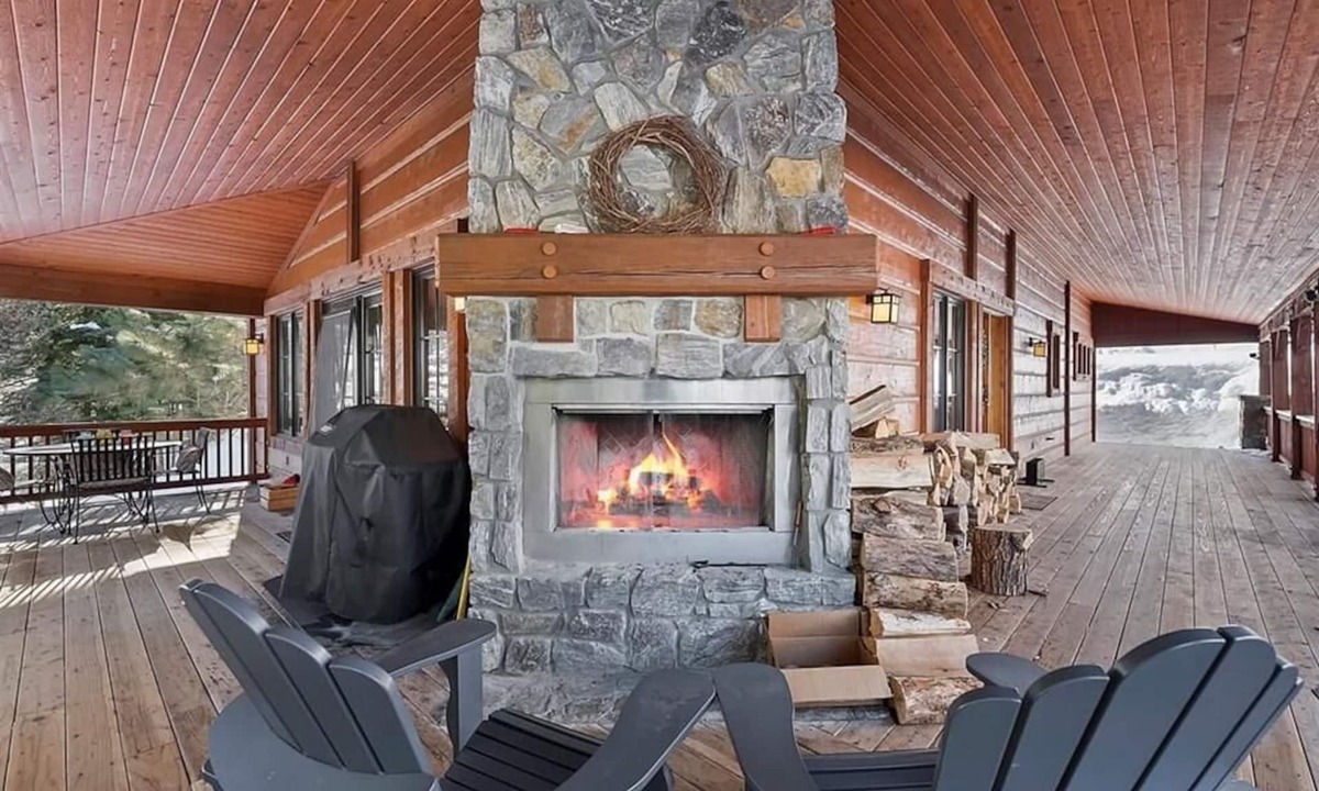 Tamarack Resort House | Peaceful Cabin with a hot tub and outdoor fireplace. Ski in ski out property.