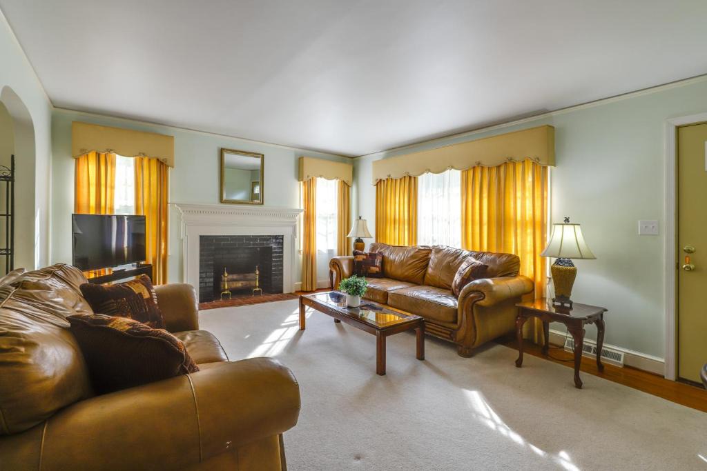 Camden House | Peaceful Camden Vacation Rental ~ 3 Mi to Town!