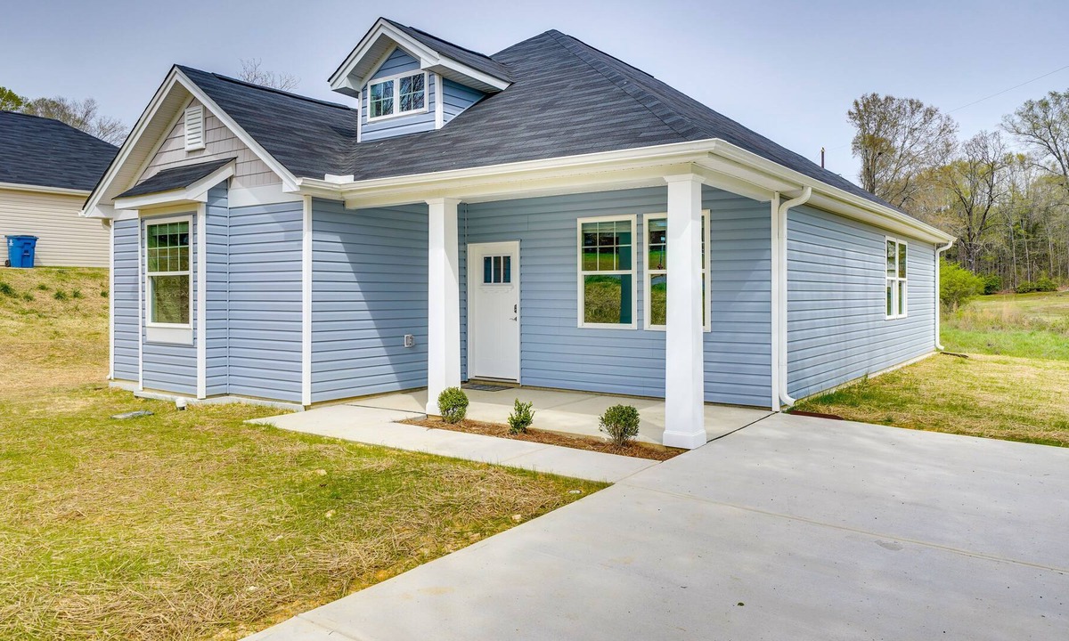 Ramseur House | Peaceful Ramseur Retreat w/ Spacious Yard!