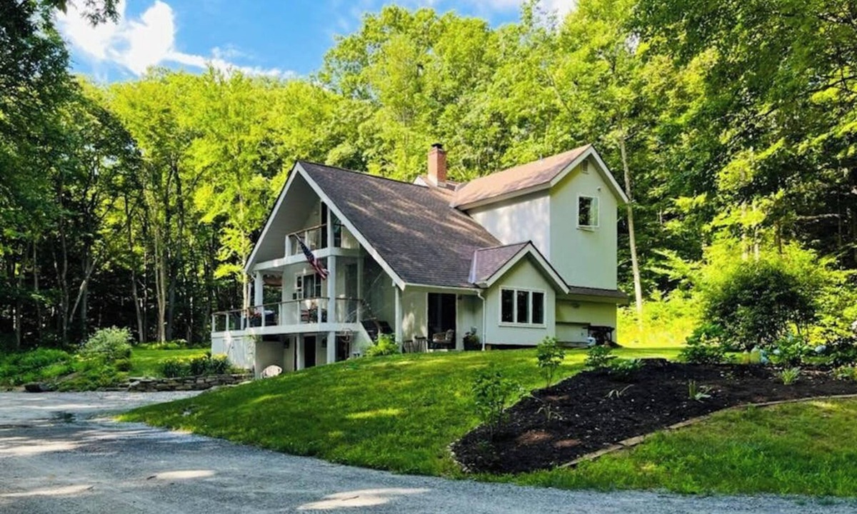 Newfane House | Peaceful riverfront house, dog-friendly, woodstove, decks, bbq, firepit, dock