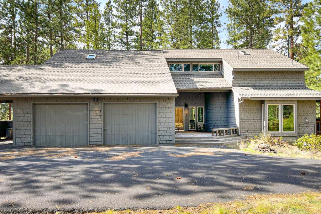 Black Butte Ranch House | Pendleton Ranch
