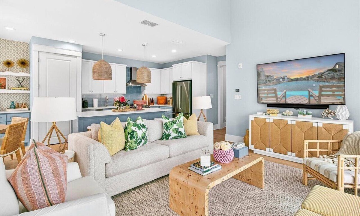 Cinnamon Shore Condo | Penthouse-Style Retreat with Stunning Gulf & Bay Views @ Cinnamon Shore North