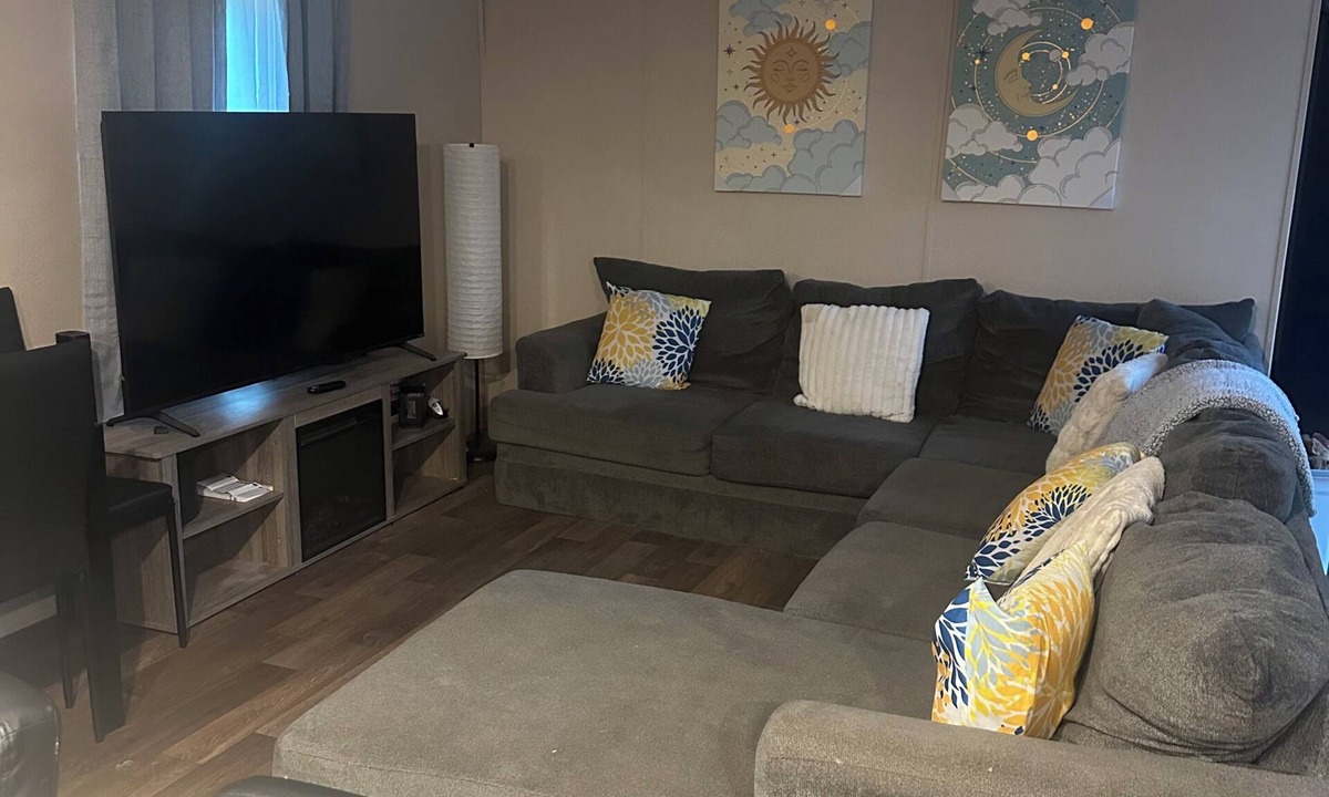 Helena House | Perfect 4-bedroom mobile home with AC in welcoming McRae-Helena