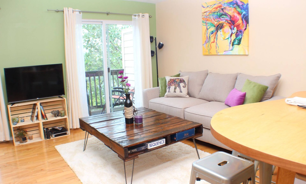 North Capitol Condo | Perfect Downtown Location, Beautiful River Views