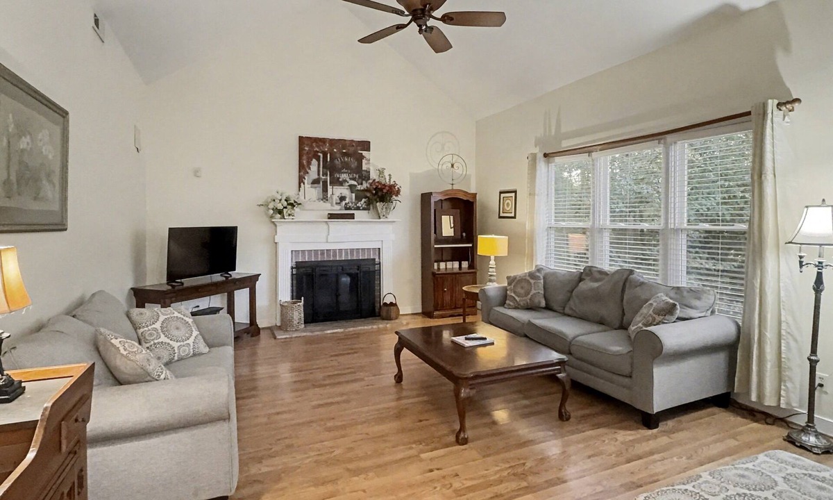 Chester House | Perfect for Extended Stays! Fenced Yard, Pets Welcome