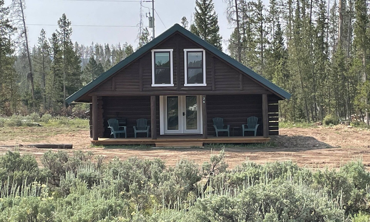 Ryan Park House | Platte Valley Cabins Ryan Park,WY