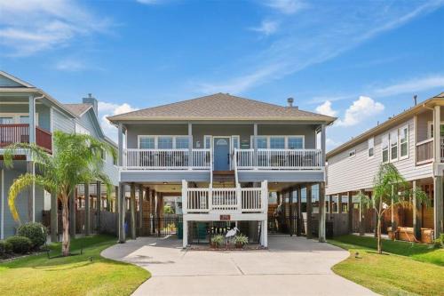 El Lago House | Portofino House - Seabrook - 3 Bed 2 Bath Hot Tub