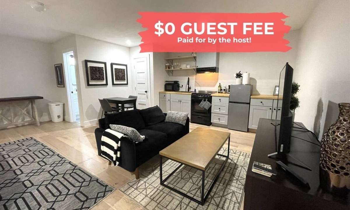 Spicewood At Bullcreek House | Private King Studio | Near Domain & Apple