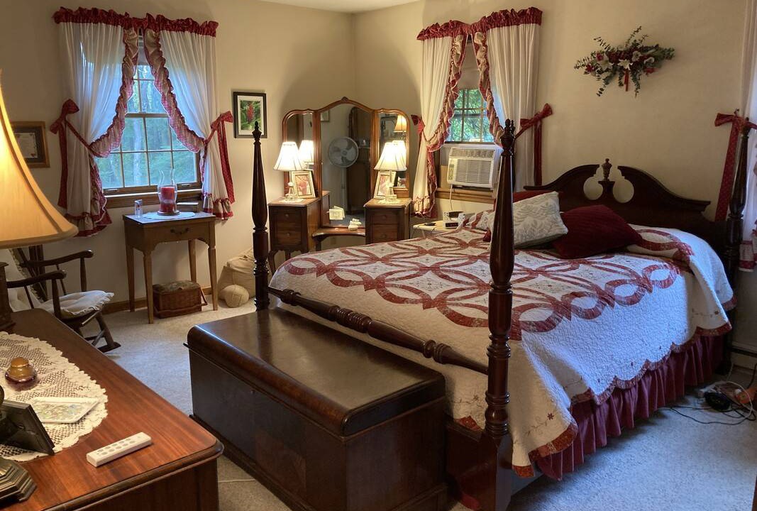 Stormstown Resort | Private room ∙ 2 guests