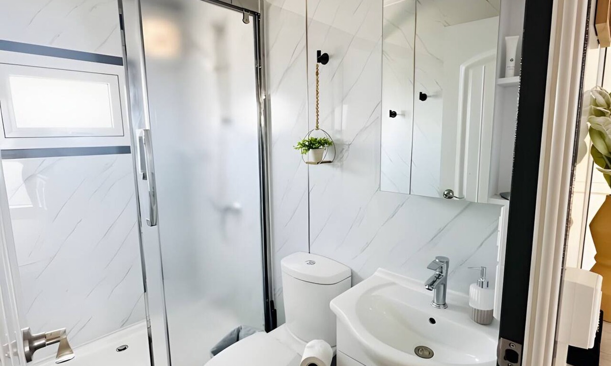 Pecos Apartment | Private Studio Suite with Queen and Bunk Beds, Full Kitchen and In-Unit Laundry