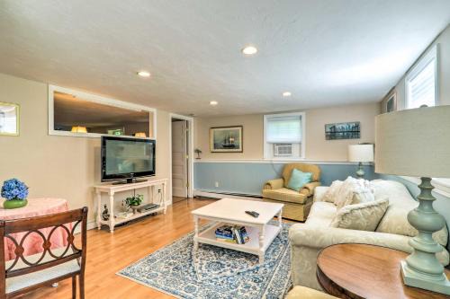 Bourne Apartment | Quaint & Convenient! Cape Cod Apt Near Canal