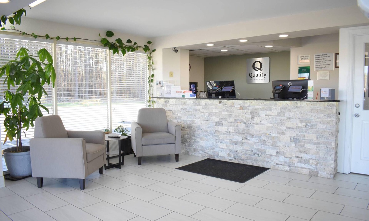 Manning Hotel | Quality Inn Manning I-95