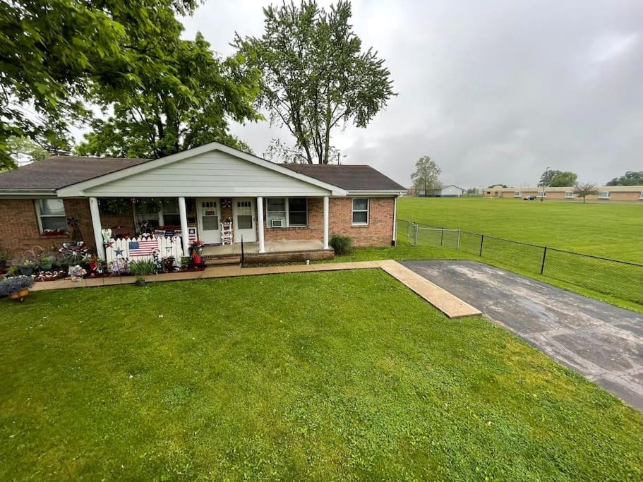 Franklin House | Quiet Peaceful Home in Franklin Sleeps 6