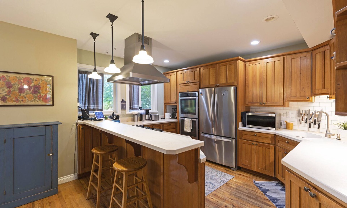 University District House | Quintessential University District Home-Walk to River, downtown, Hip Strip