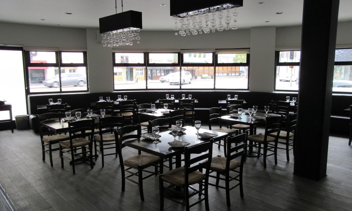 Wilshire Hotel | Ramada by Wyndham Los Angeles/Koreatown West