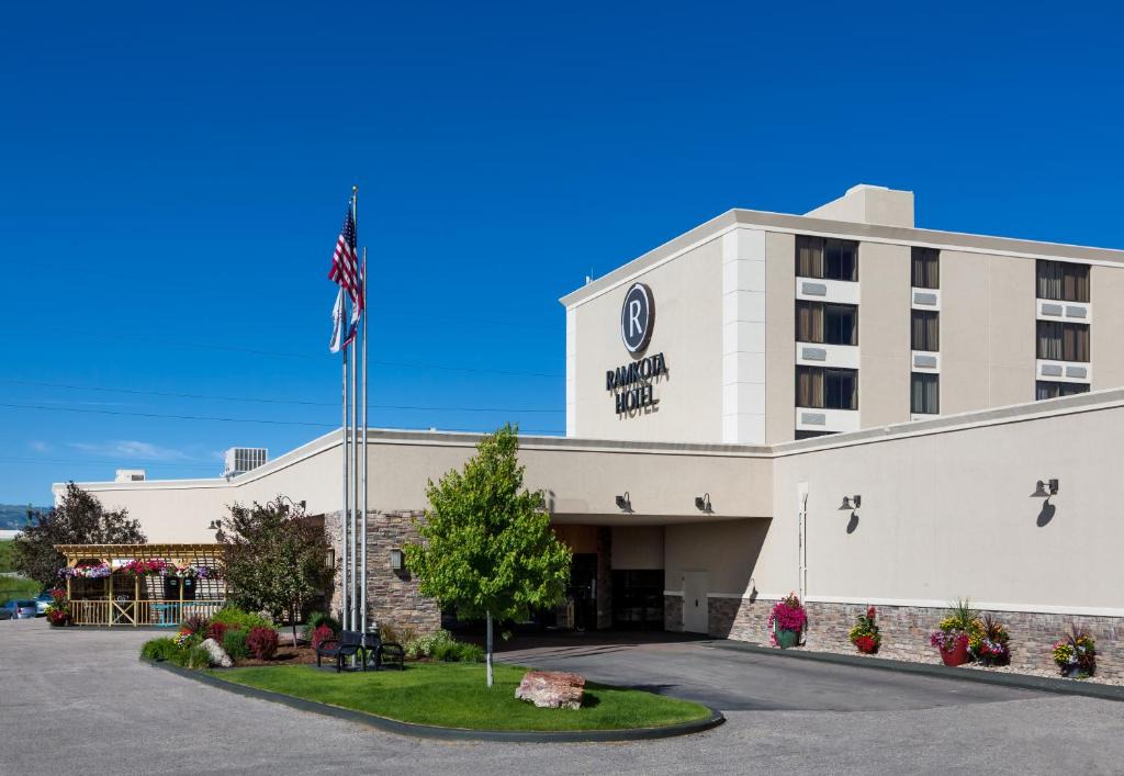 Casper Hotel | Ramkota Hotel - Casper