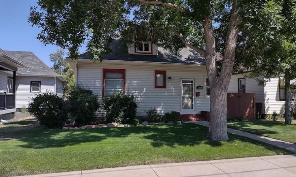 Cheyenne House | Rancher's Capitol Lodge (Historic) - Steps away from the Capitol and Downtown