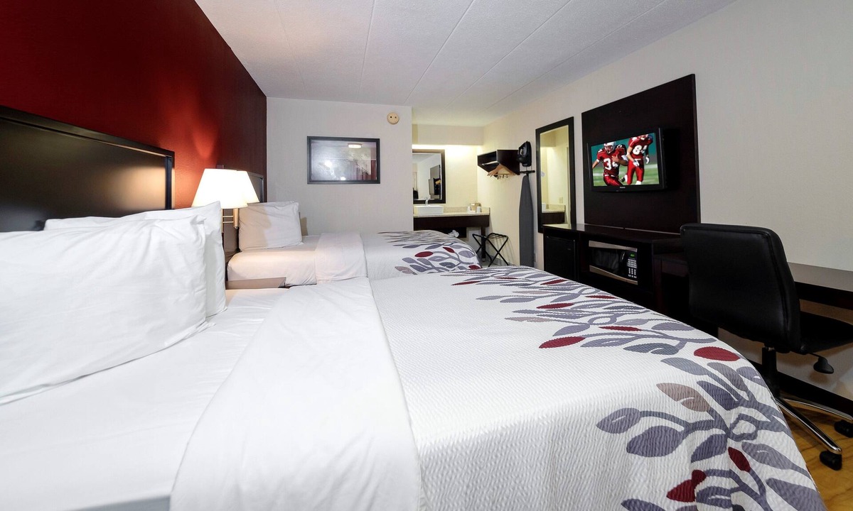 Troy Hotel | Red Roof Inn Detroit - Troy