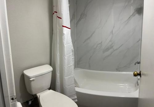 Rockingham Hotel | Red Roof Inn Rockingham