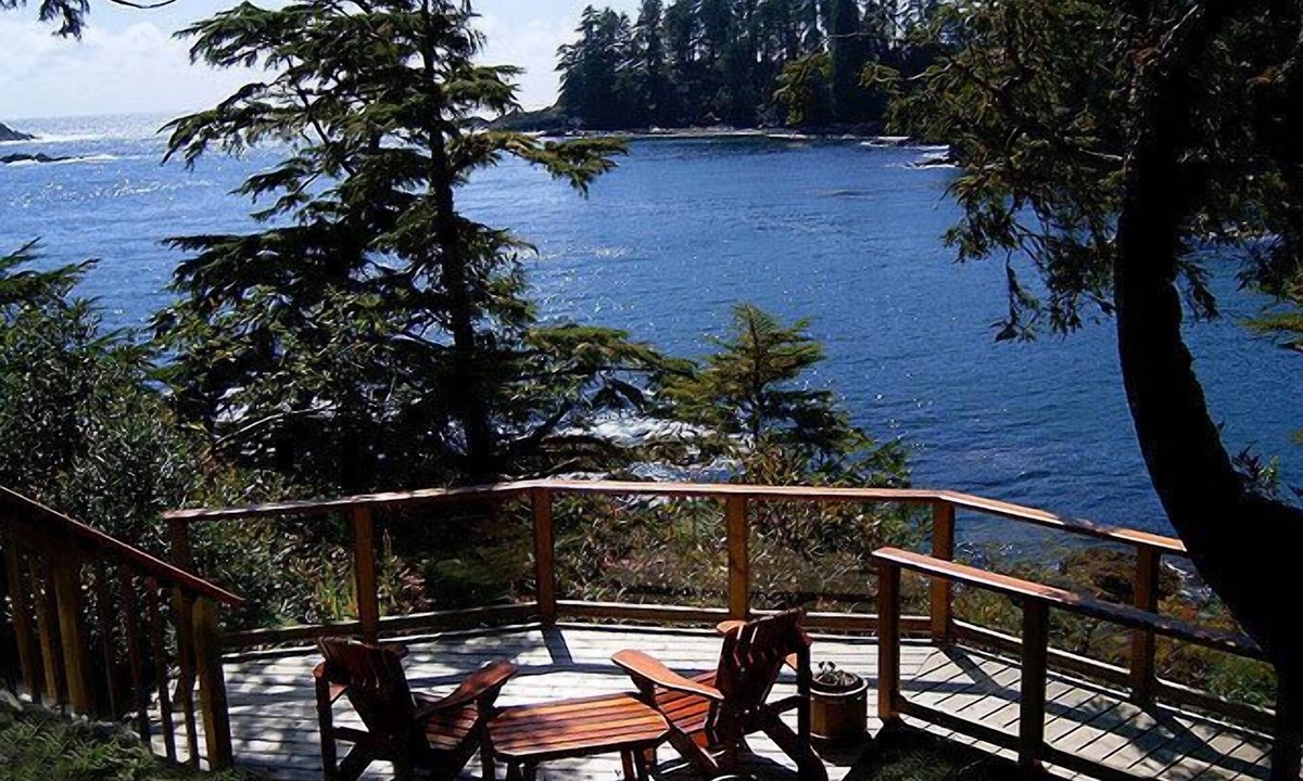 Ucluelet Bed & Breakfast | Reef Point Oceanfront B & B