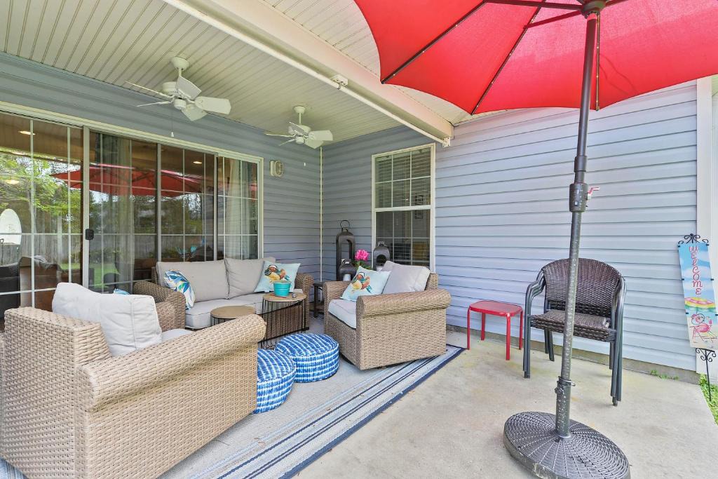 Long Beach House | Reel Paradise 3 Bedrooms