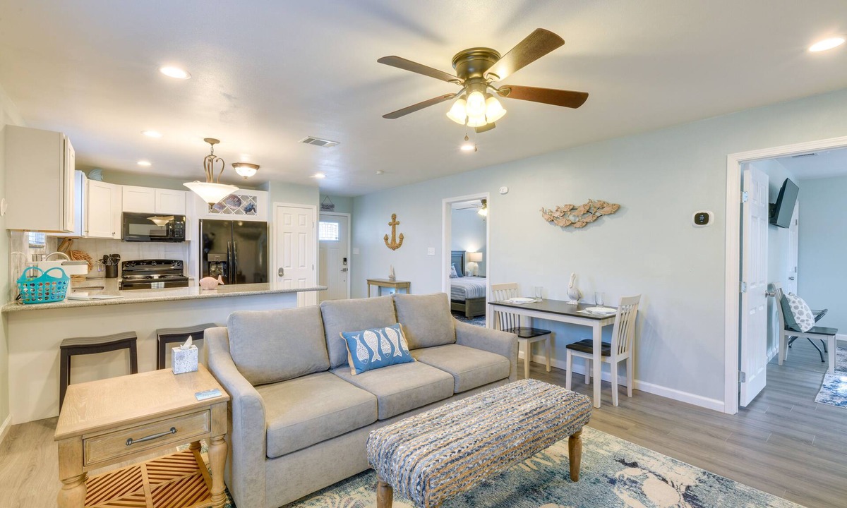 Rockport Cottage | Relax at Heron Bay Cottage in Rockport, Texas!