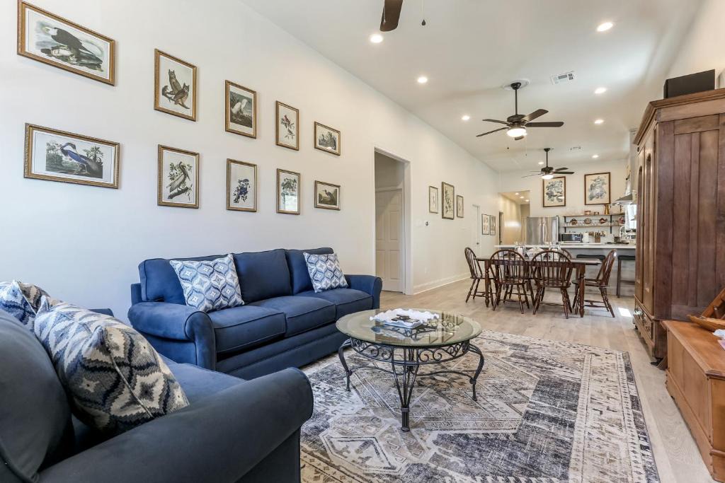 West Riverside Apartment | Renovated Historic 4BR House Near Magazine St & Uptown