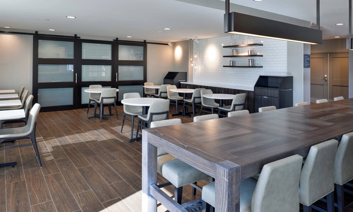 Greenacres Hotel | Residence Inn by Marriott Bakersfield West