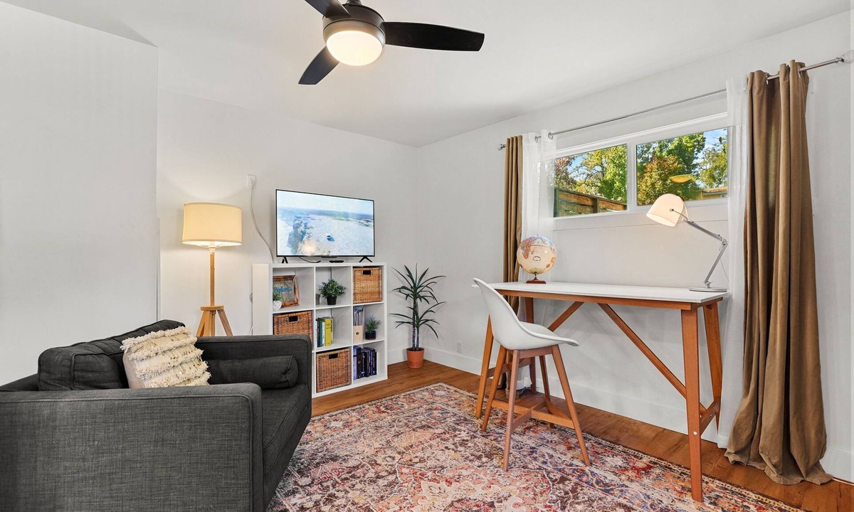 Redding Apartment | Rest Studio : Central to Everything