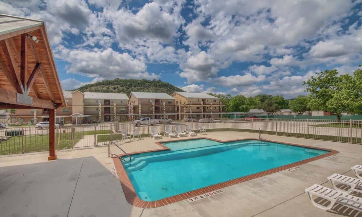 New Braunfels Condo | RG 203 Riverview Terrace
