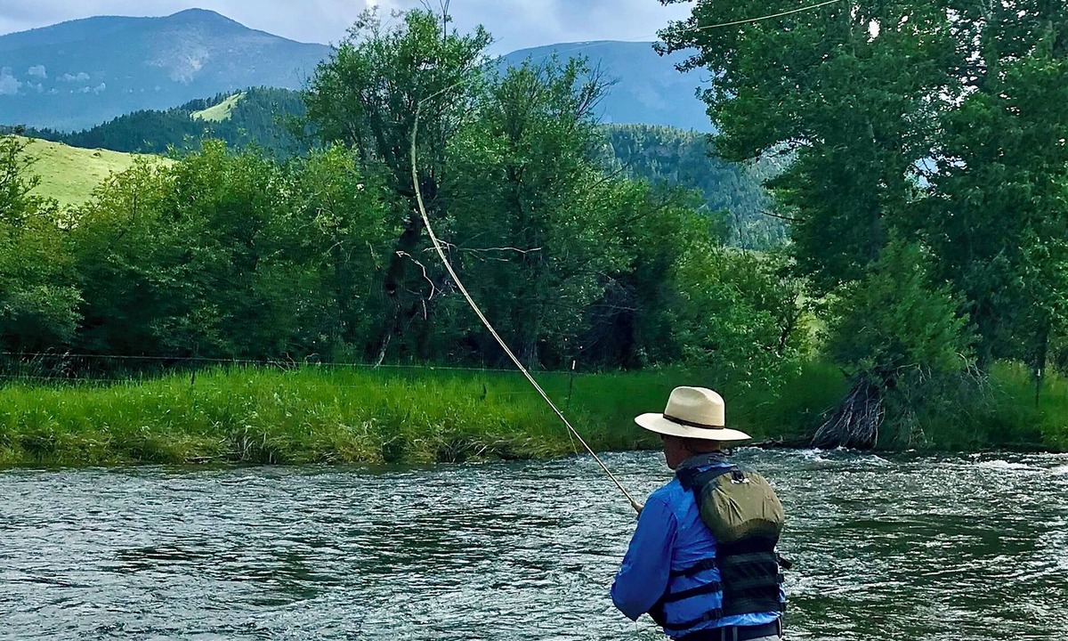 Fishtail Apartment | ‘RIVERFRONT’ -Sights & sounds of this Blue Ribbon Trout fishery are stunning!